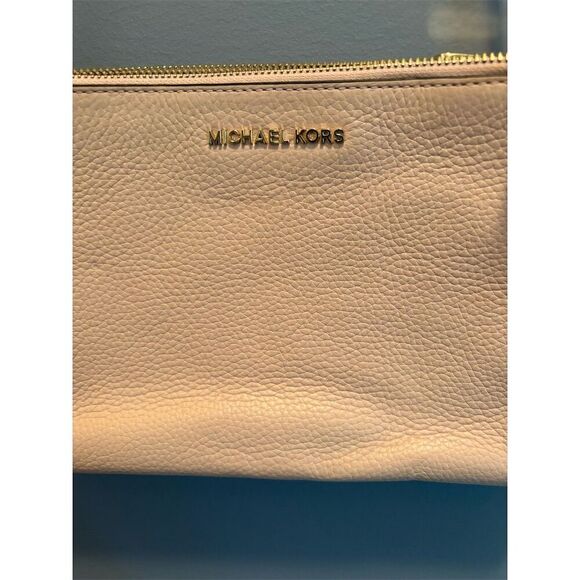 Michael Kors Pink and Tan Pebbled Leather Crossbody Bag - Picture 3 of 9